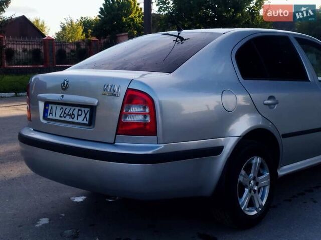 Серый Шкода Октавия, объемом двигателя 1.6 л и пробегом 217 тыс. км за 4500 $, фото 6 на Automoto.ua