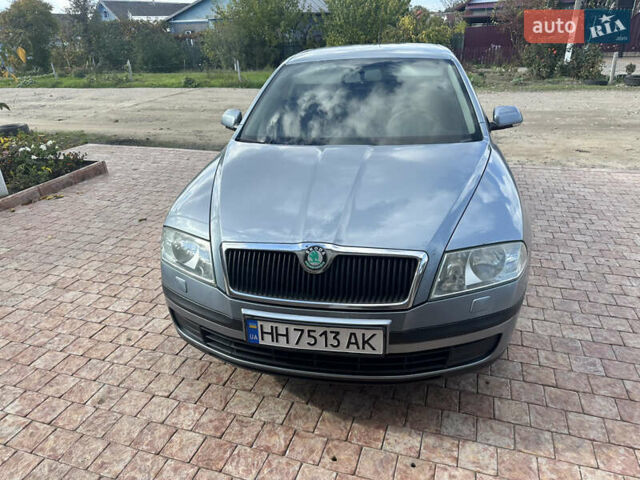 Серый Шкода Октавия, объемом двигателя 1.6 л и пробегом 239 тыс. км за 5800 $, фото 2 на Automoto.ua