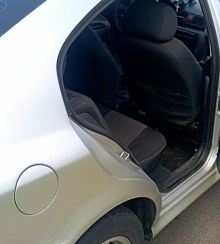 Сірий Шкода Октавія, об'ємом двигуна 1.8 л та пробігом 300 тис. км за 3400 $, фото 8 на Automoto.ua