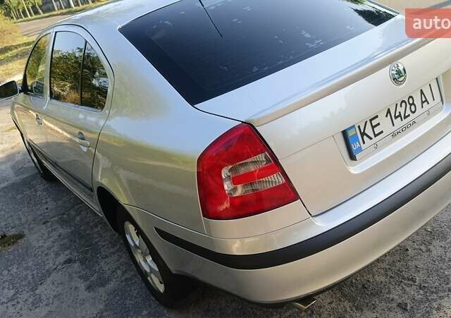 Сірий Шкода Октавія, об'ємом двигуна 1.6 л та пробігом 255 тис. км за 5600 $, фото 3 на Automoto.ua