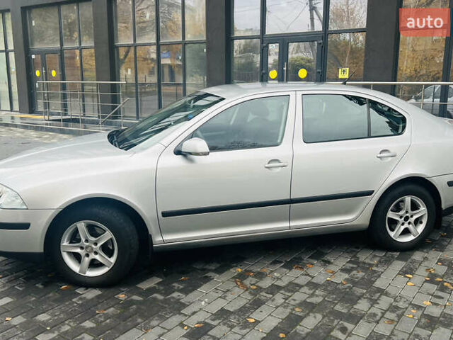 Шкода Октавия 2005 в Полтаве на Automoto.ua Серый Шкода Октавия, объемом двигателя 1.6 л и пробегом 176 тыс. км за 6500 $, фото 12 на Automoto.ua
