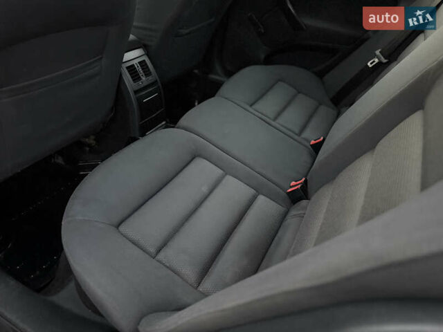 Сірий Шкода Октавія, об'ємом двигуна 1.6 л та пробігом 250 тис. км за 3850 $, фото 66 на Automoto.ua