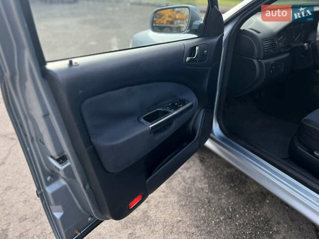 Серый Шкода Октавия, объемом двигателя 1.6 л и пробегом 255 тыс. км за 5999 $, фото 13 на Automoto.ua