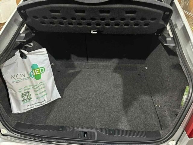 Сірий Шкода Октавія, об'ємом двигуна 0 л та пробігом 290 тис. км за 6000 $, фото 4 на Automoto.ua