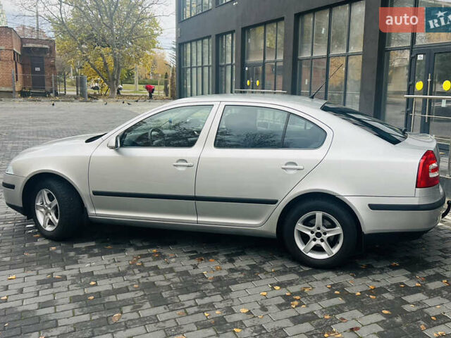 Шкода Октавия 2005 в Полтаве на Automoto.ua Серый Шкода Октавия, объемом двигателя 1.6 л и пробегом 176 тыс. км за 6500 $, фото 11 на Automoto.ua