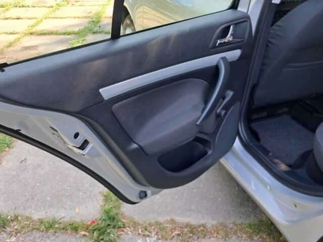 Серый Шкода Октавия, объемом двигателя 1.6 л и пробегом 178 тыс. км за 5950 $, фото 17 на Automoto.ua