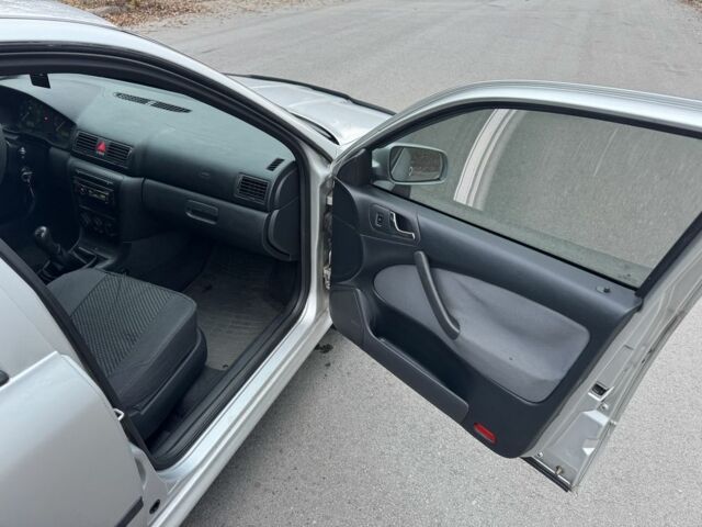 Сірий Шкода Октавія, об'ємом двигуна 1.6 л та пробігом 265 тис. км за 4450 $, фото 9 на Automoto.ua