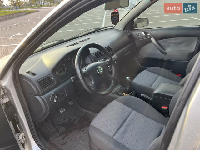 Шкода Октавия 2005 в Киеве на Automoto.ua Серый Шкода Октавия, объемом двигателя 1.78 л и пробегом 242 тыс. км за 4400 $, фото 9 на Automoto.ua