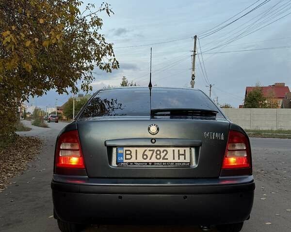 Серый Шкода Октавия, объемом двигателя 1.6 л и пробегом 550 тыс. км за 4450 $, фото 6 на Automoto.ua