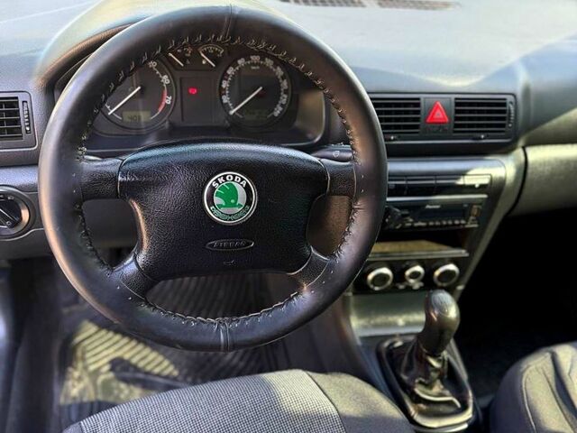 Сірий Шкода Октавія, об'ємом двигуна 1.6 л та пробігом 250 тис. км за 5500 $, фото 11 на Automoto.ua