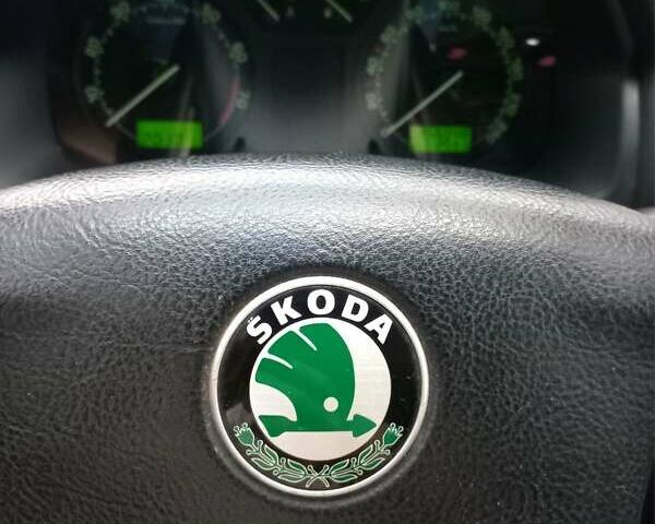 Серый Шкода Октавия, объемом двигателя 1.6 л и пробегом 255 тыс. км за 4200 $, фото 47 на Automoto.ua