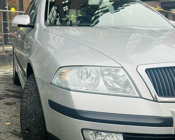 Шкода Октавия 2005 в Полтаве на Automoto.ua Серый Шкода Октавия, объемом двигателя 1.6 л и пробегом 176 тыс. км за 6500 $, фото 15 на Automoto.ua
