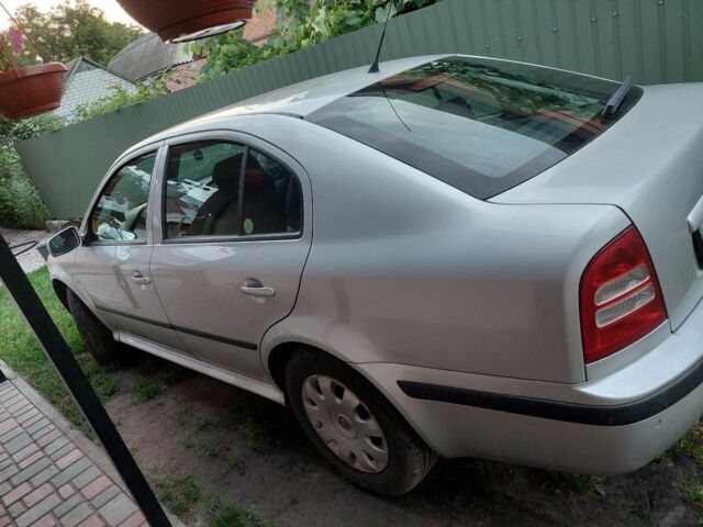 Серый Шкода Октавия, объемом двигателя 1.6 л и пробегом 329 тыс. км за 5000 $, фото 1 на Automoto.ua