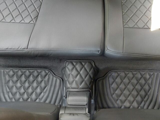 Серый Шкода Октавия, объемом двигателя 1.6 л и пробегом 329 тыс. км за 5000 $, фото 6 на Automoto.ua