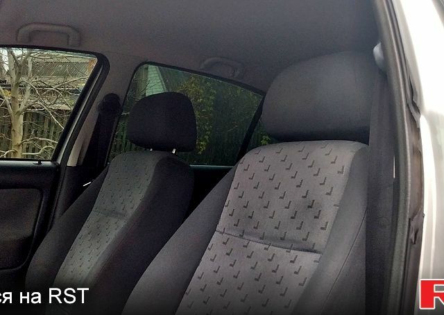 Серый Шкода Октавия, объемом двигателя 1.9 л и пробегом 350 тыс. км за 4400 $, фото 7 на Automoto.ua