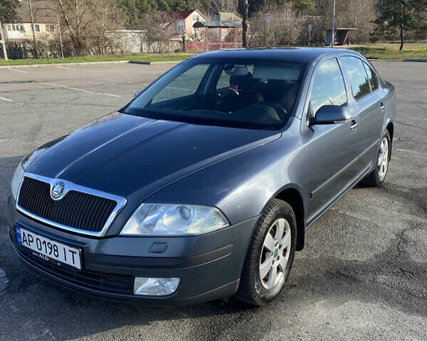 Сірий Шкода Октавія, об'ємом двигуна 1.6 л та пробігом 360 тис. км за 5100 $, фото 1 на Automoto.ua