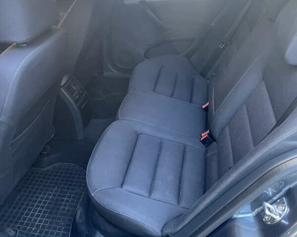 Сірий Шкода Октавія, об'ємом двигуна 1.6 л та пробігом 211 тис. км за 5800 $, фото 19 на Automoto.ua