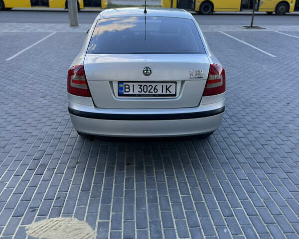 Серый Шкода Октавия, объемом двигателя 1.6 л и пробегом 200 тыс. км за 4650 $, фото 14 на Automoto.ua