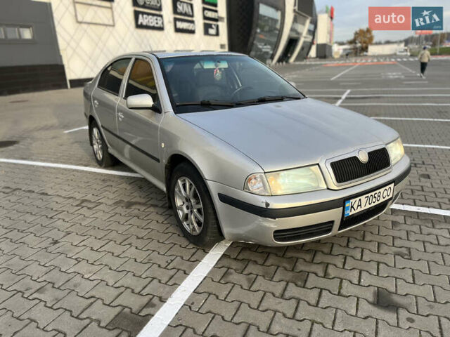 Шкода Октавия 2005 в Киеве на Automoto.ua Серый Шкода Октавия, объемом двигателя 1.78 л и пробегом 242 тыс. км за 4400 $, фото 2 на Automoto.ua