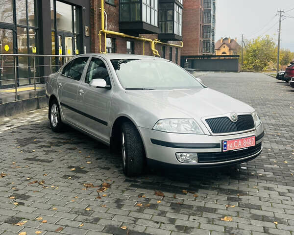 Шкода Октавия 2005 в Полтаве на Automoto.ua Серый Шкода Октавия, объемом двигателя 1.6 л и пробегом 176 тыс. км за 6500 $, фото 3 на Automoto.ua