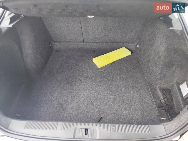 Сірий Шкода Октавія, об'ємом двигуна 1.6 л та пробігом 210 тис. км за 5999 $, фото 9 на Automoto.ua