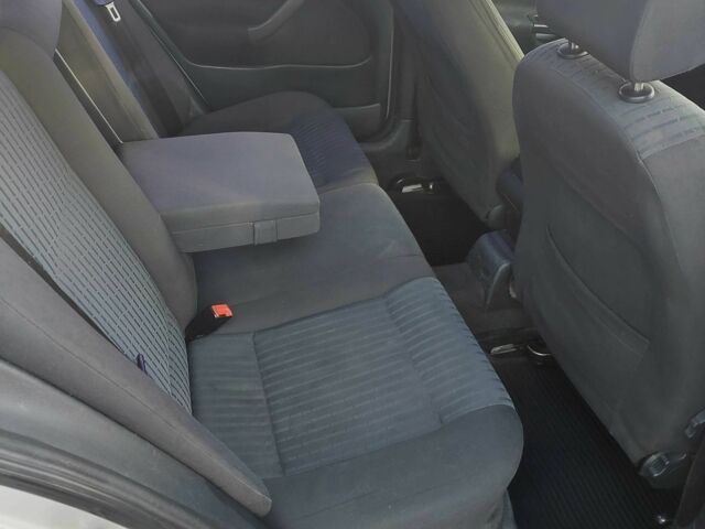 Сірий Шкода Октавія, об'ємом двигуна 0 л та пробігом 1 тис. км за 4500 $, фото 9 на Automoto.ua