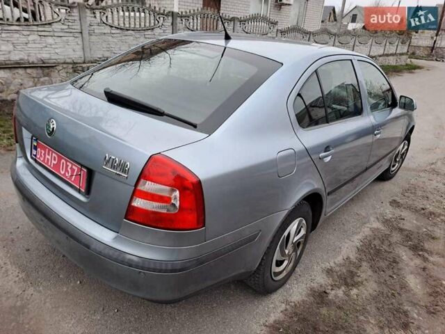Сірий Шкода Октавія, об'ємом двигуна 1.6 л та пробігом 196 тис. км за 5800 $, фото 5 на Automoto.ua