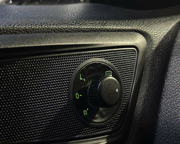 Сірий Шкода Октавія, об'ємом двигуна 1.6 л та пробігом 207 тис. км за 5500 $, фото 13 на Automoto.ua