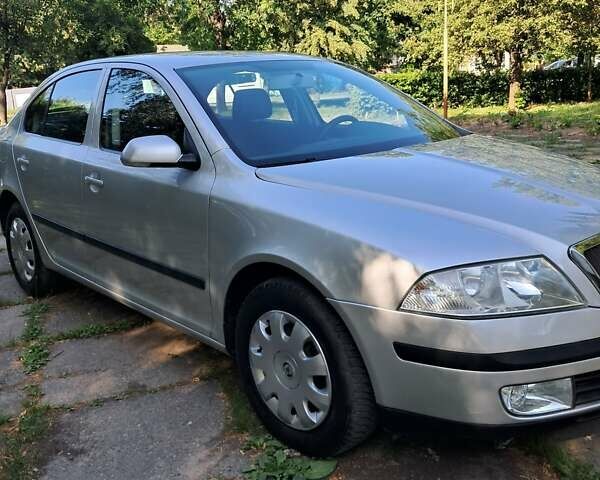Серый Шкода Октавия, объемом двигателя 1.6 л и пробегом 178 тыс. км за 6150 $, фото 6 на Automoto.ua