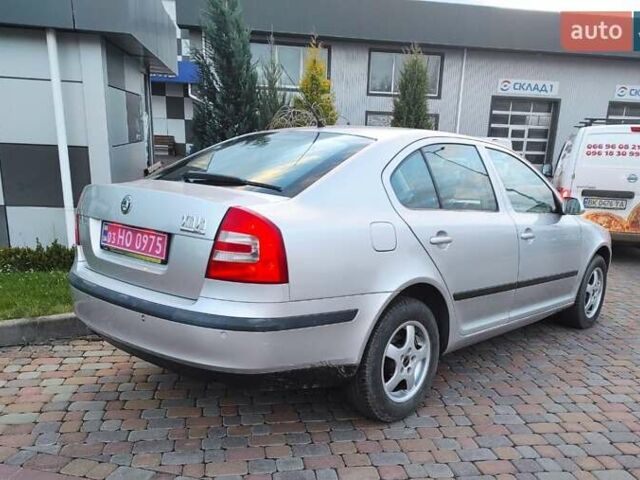 Серый Шкода Октавия, объемом двигателя 1.6 л и пробегом 180 тыс. км за 5190 $, фото 34 на Automoto.ua