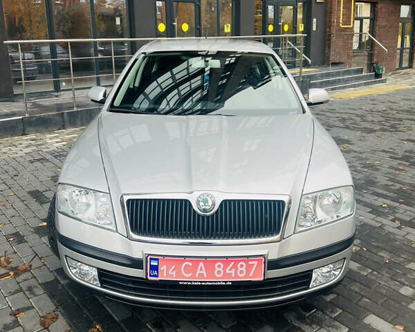 Шкода Октавия 2005 в Полтаве на Automoto.ua Серый Шкода Октавия, объемом двигателя 1.6 л и пробегом 176 тыс. км за 6500 $, фото 1 на Automoto.ua