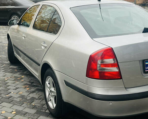 Шкода Октавия 2005 в Полтаве на Automoto.ua Серый Шкода Октавия, объемом двигателя 1.6 л и пробегом 176 тыс. км за 6500 $, фото 9 на Automoto.ua