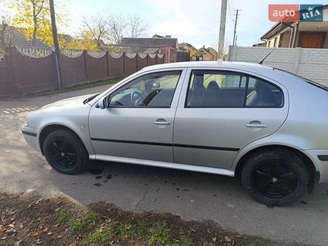 Сірий Шкода Октавія, об'ємом двигуна 1.6 л та пробігом 295 тис. км за 5300 $, фото 4 на Automoto.ua