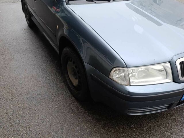 Серый Шкода Октавия, объемом двигателя 1.6 л и пробегом 325 тыс. км за 4800 $, фото 4 на Automoto.ua