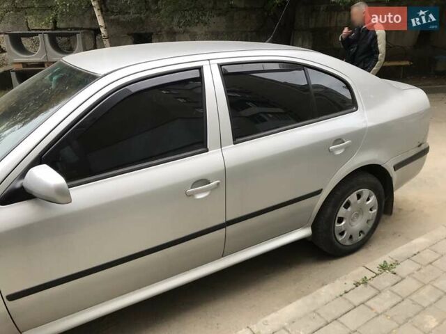 Сірий Шкода Октавія, об'ємом двигуна 1.6 л та пробігом 224 тис. км за 5500 $, фото 2 на Automoto.ua