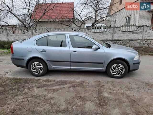 Сірий Шкода Октавія, об'ємом двигуна 1.6 л та пробігом 196 тис. км за 5800 $, фото 1 на Automoto.ua