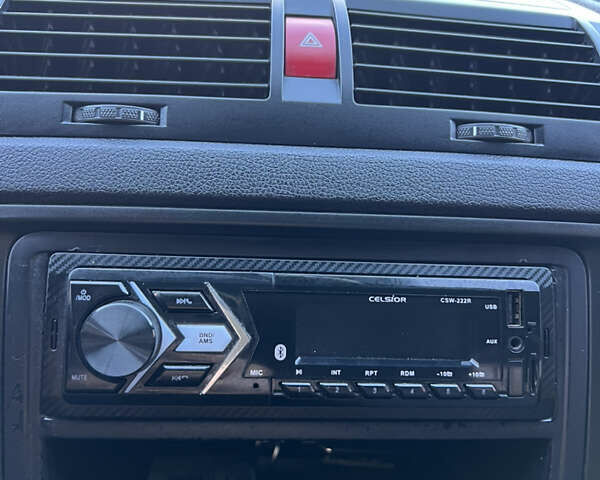 Серый Шкода Октавия, объемом двигателя 1.6 л и пробегом 200 тыс. км за 4650 $, фото 27 на Automoto.ua