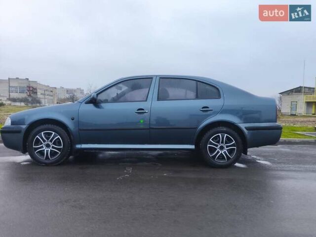 Серый Шкода Октавия, объемом двигателя 1.6 л и пробегом 251 тыс. км за 5200 $, фото 3 на Automoto.ua