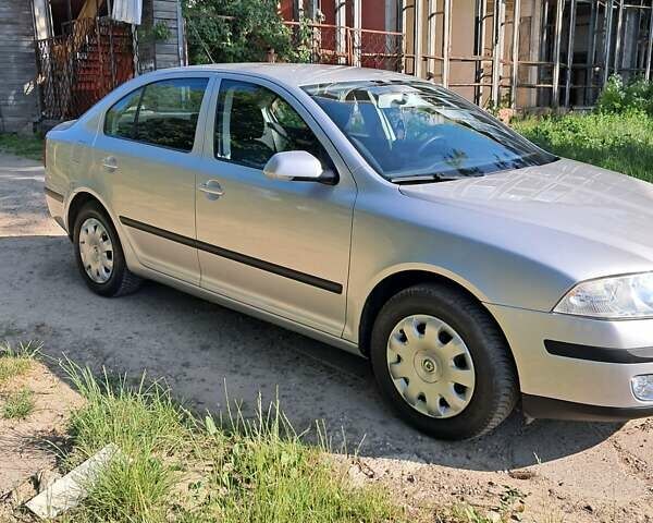 Серый Шкода Октавия, объемом двигателя 1.6 л и пробегом 178 тыс. км за 6150 $, фото 7 на Automoto.ua