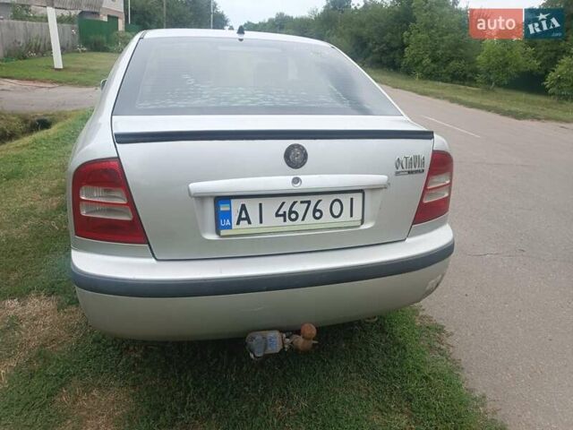 Шкода Октавія 2005 у Борисполе на Automoto.ua Сірий Шкода Октавія, об'ємом двигуна 1.78 л та пробігом 316 тис. км за 5500 $, фото 6 на Automoto.ua