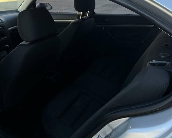 Серый Шкода Октавия, объемом двигателя 1.6 л и пробегом 200 тыс. км за 3999 $, фото 11 на Automoto.ua