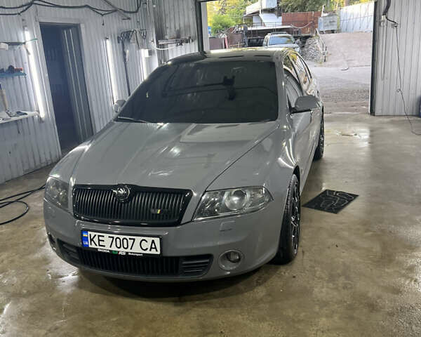 Сірий Шкода Октавія, об'ємом двигуна 1.98 л та пробігом 240 тис. км за 8000 $, фото 1 на Automoto.ua