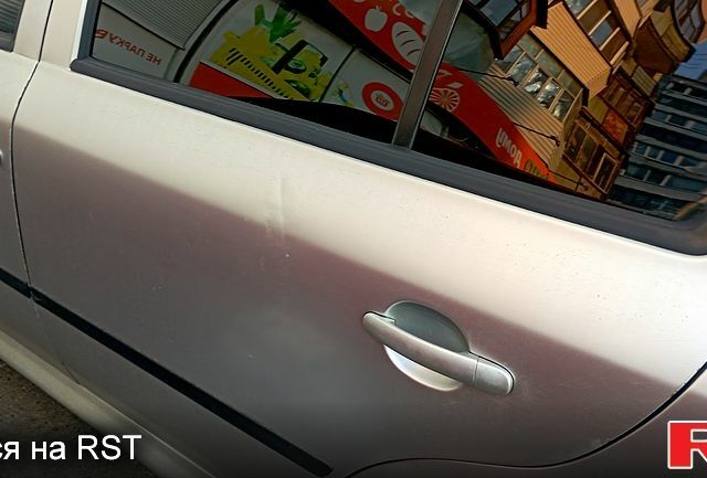 Сірий Шкода Октавія, об'ємом двигуна 1.8 л та пробігом 300 тис. км за 3400 $, фото 10 на Automoto.ua