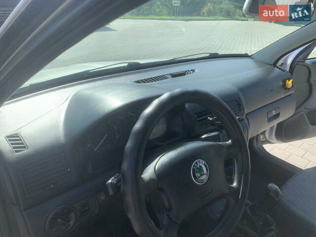 Сірий Шкода Октавія, об'ємом двигуна 1.6 л та пробігом 290 тис. км за 4200 $, фото 8 на Automoto.ua