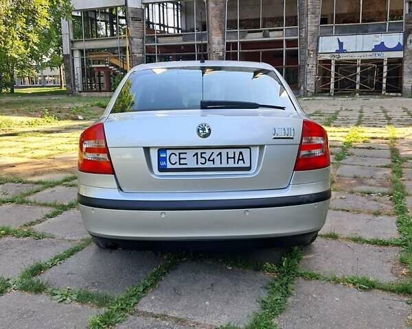 Серый Шкода Октавия, объемом двигателя 1.6 л и пробегом 178 тыс. км за 6150 $, фото 3 на Automoto.ua