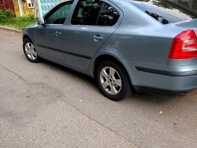 Сірий Шкода Октавія, об'ємом двигуна 1.6 л та пробігом 190 тис. км за 5300 $, фото 4 на Automoto.ua