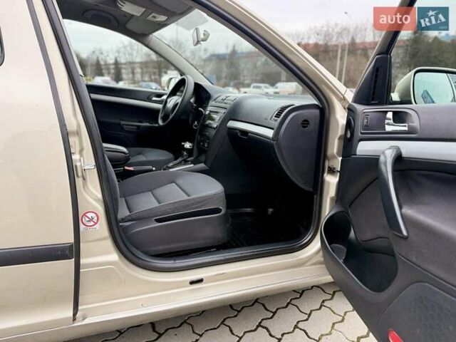 Сірий Шкода Октавія, об'ємом двигуна 1.9 л та пробігом 295 тис. км за 5700 $, фото 16 на Automoto.ua