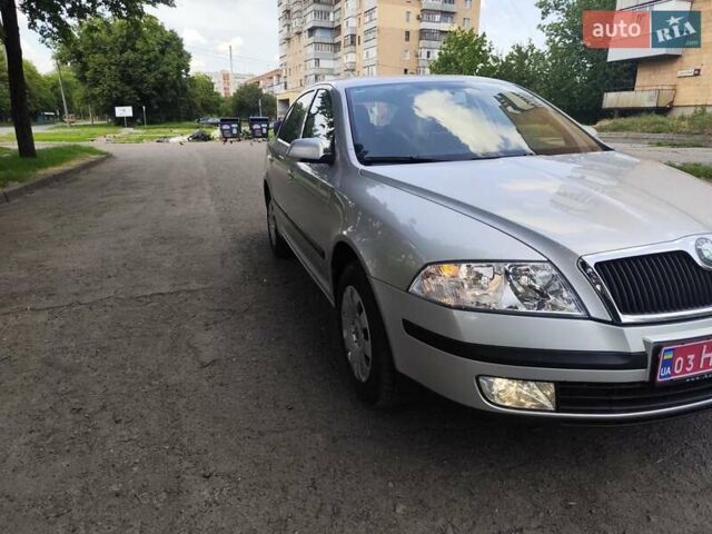Сірий Шкода Октавія, об'ємом двигуна 1.6 л та пробігом 210 тис. км за 5999 $, фото 2 на Automoto.ua