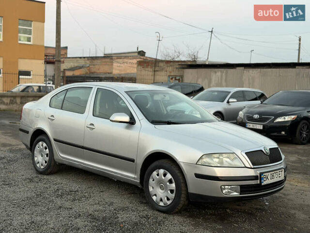 Сірий Шкода Октавія, об'ємом двигуна 1.6 л та пробігом 250 тис. км за 3850 $, фото 16 на Automoto.ua