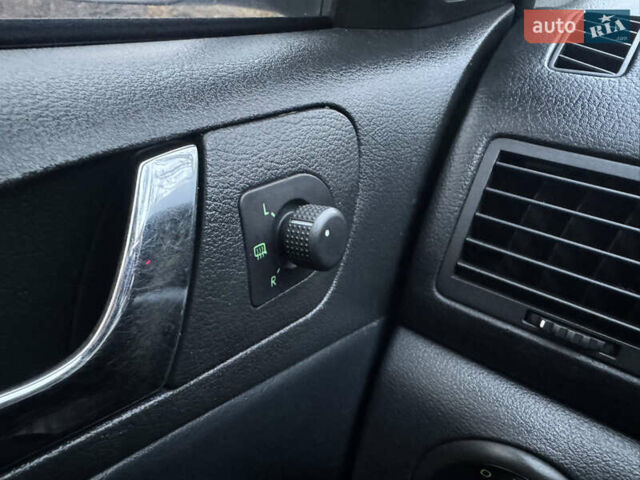 Серый Шкода Октавия, объемом двигателя 1.6 л и пробегом 267 тыс. км за 4700 $, фото 18 на Automoto.ua